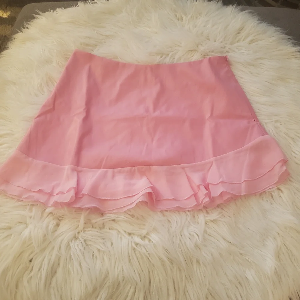 Beginning boutique sweetest pink mini skirt - Picture 5 of 10